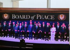 نيابة عن الرئيس السيسى رئيس الوزراء يلقي كلمة مصر خلال مشاركته في الاجتماع الأول لـ “مجلس السلام” بواشنطن